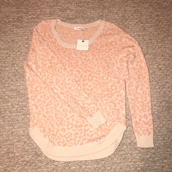 NWT Blu Pepper Top - Picture 1 of 3